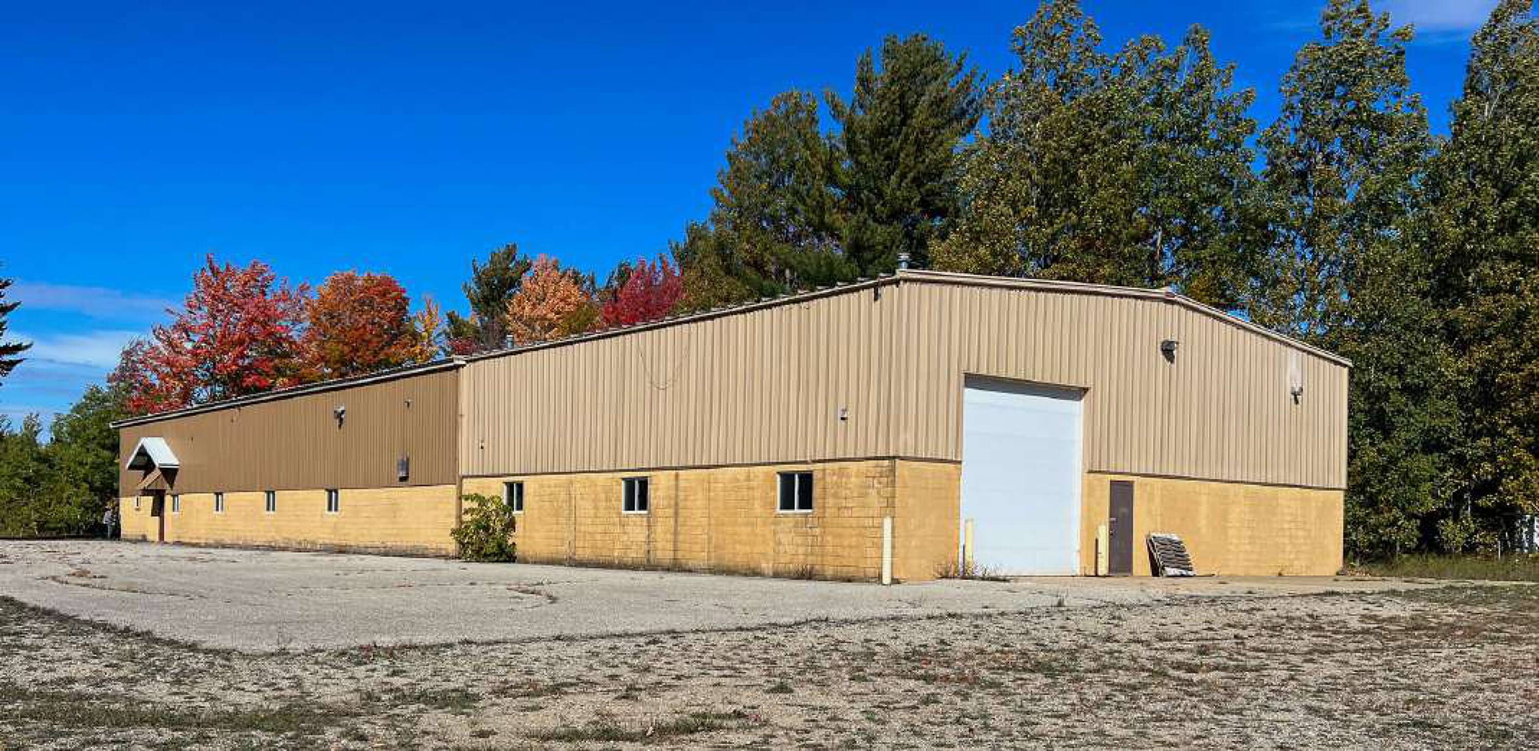 1561 O'Rourke Blvd, Gaylord, MI 49735