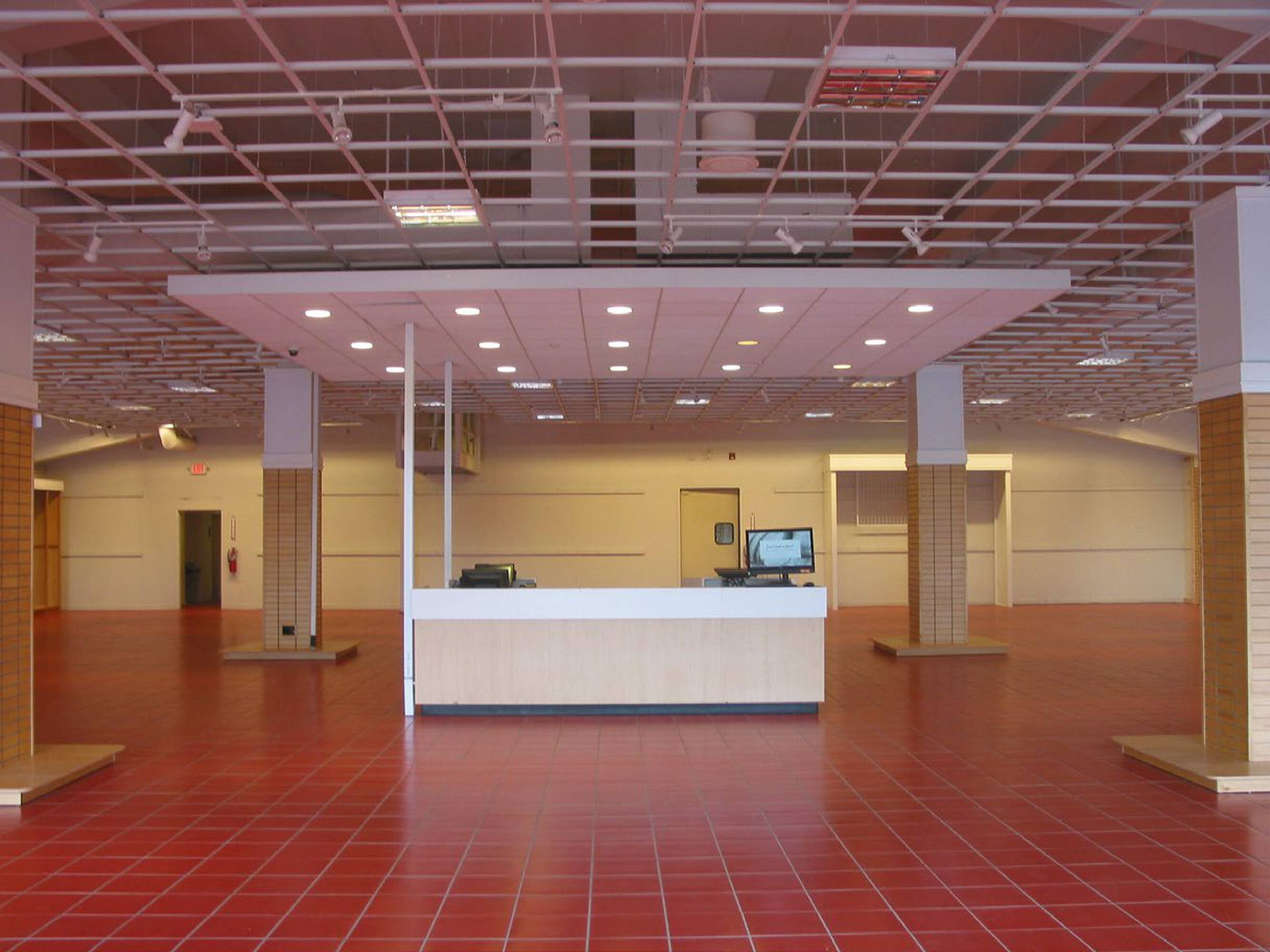 3701 McKinley Pkwy, Buffalo, NY 14219