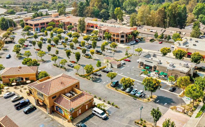 Pictures of Retail, Office, Restaurant property located at 6591-6599 Collins Drive, Moorpark, CA 93021 for lease - image #1
