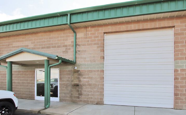 Pictures of Industrial property located at 494 SW Veterans Way, Redmond, OR 97756 for lease - image #1