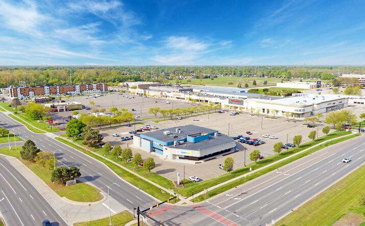 Pictures of Retail, Office, Restaurant property located at 44725-44955 Schoenherr Road, Sterling Heights, MI 48313 for lease - image #1