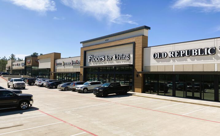 Pictures of Retail property located at 4489 W Davis St, Conroe, TX 77304 for lease - image #1