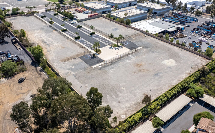Pictures of Office, Land property located at 777 North Ave, Vista, CA 92083 for lease - image #1