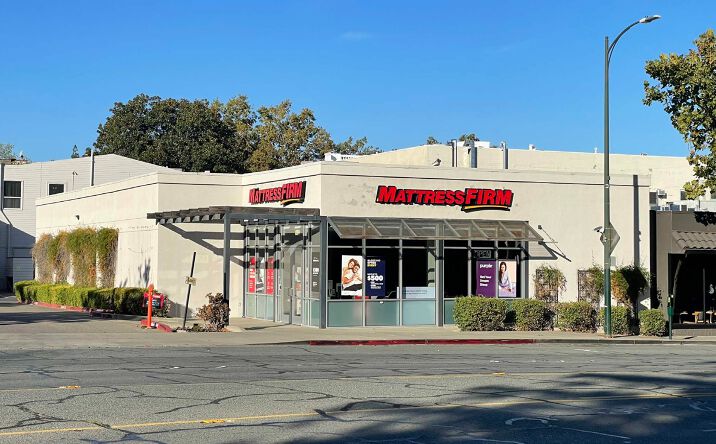 Pictures of Retail property located at 1365 N Broadway, Walnut Creek, CA 94596 for lease - image #1