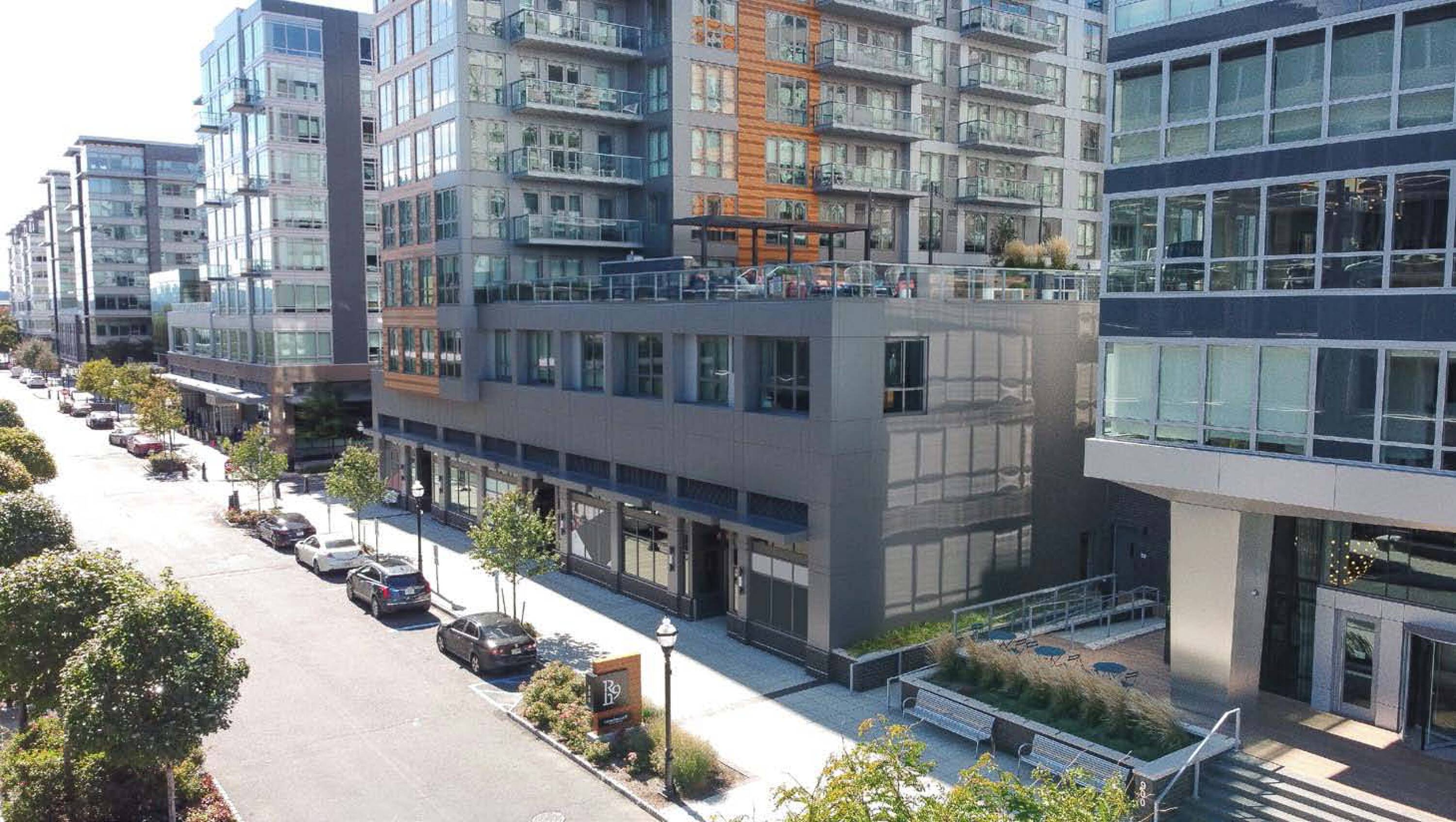 900 Avenue At Port Imperial