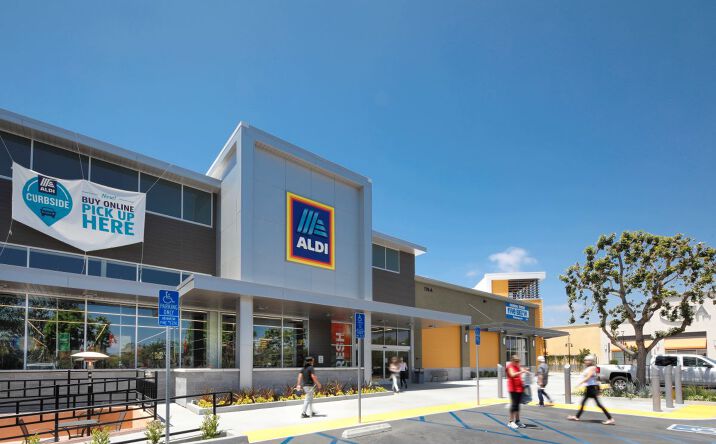 Pictures of Retail, Restaurant property located at 285 N Moorpark Rd, Thousand Oaks, CA 91360 for lease - image #1