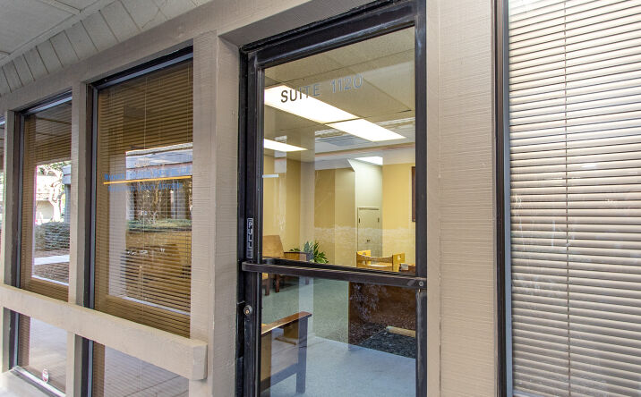 Pictures of Office property located at 1317 Oakdale Rd, Modesto, CA 95355 for lease - image #1