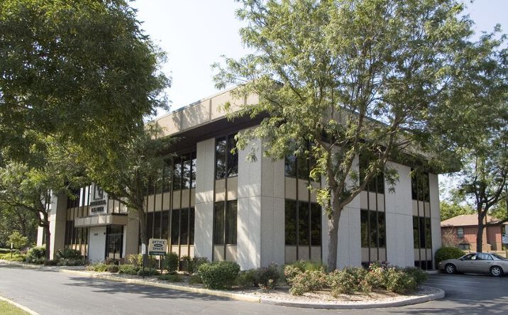 Pictures of Office property located at 3612 Lincoln Hwy, Olympia Fields, IL 60461 for sales - image #1