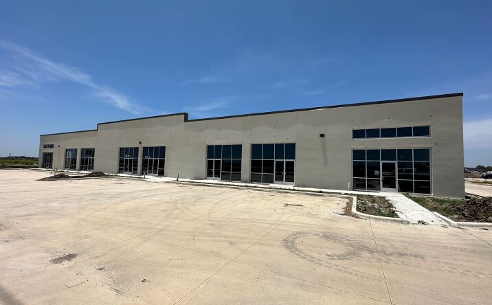 Pictures of Industrial property located at 3021 I-35, San Marcos, TX 78666 for lease - image #1