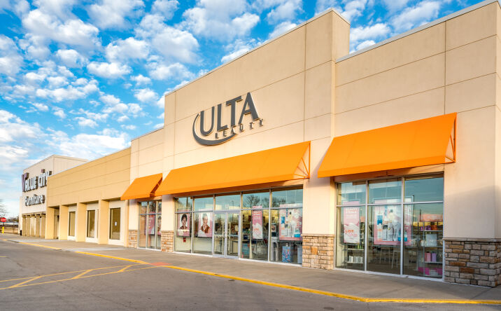 Pictures of Retail property located at 3220 Nicholasville Rd, Lexington, KY 40503 for lease - image #1