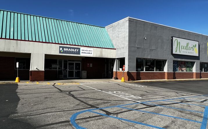 Pictures of Retail property located at 1709 N Walnut St, Hartford City, IN 47348 for lease - image #1