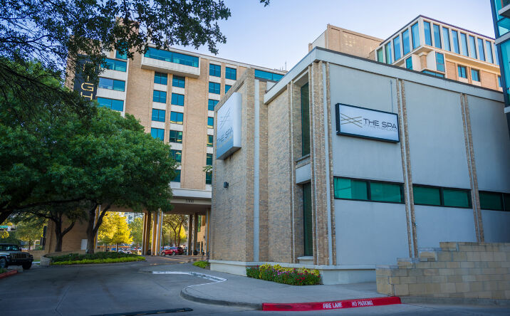 Pictures of Retail property located at 5300 E Mockingbird Ln, Dallas, TX 75206 for lease - image #1