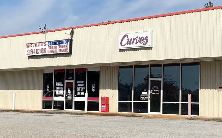Pictures of Retail property located at 1616 N Main St, Abbeville, SC 29620 for lease - image #1