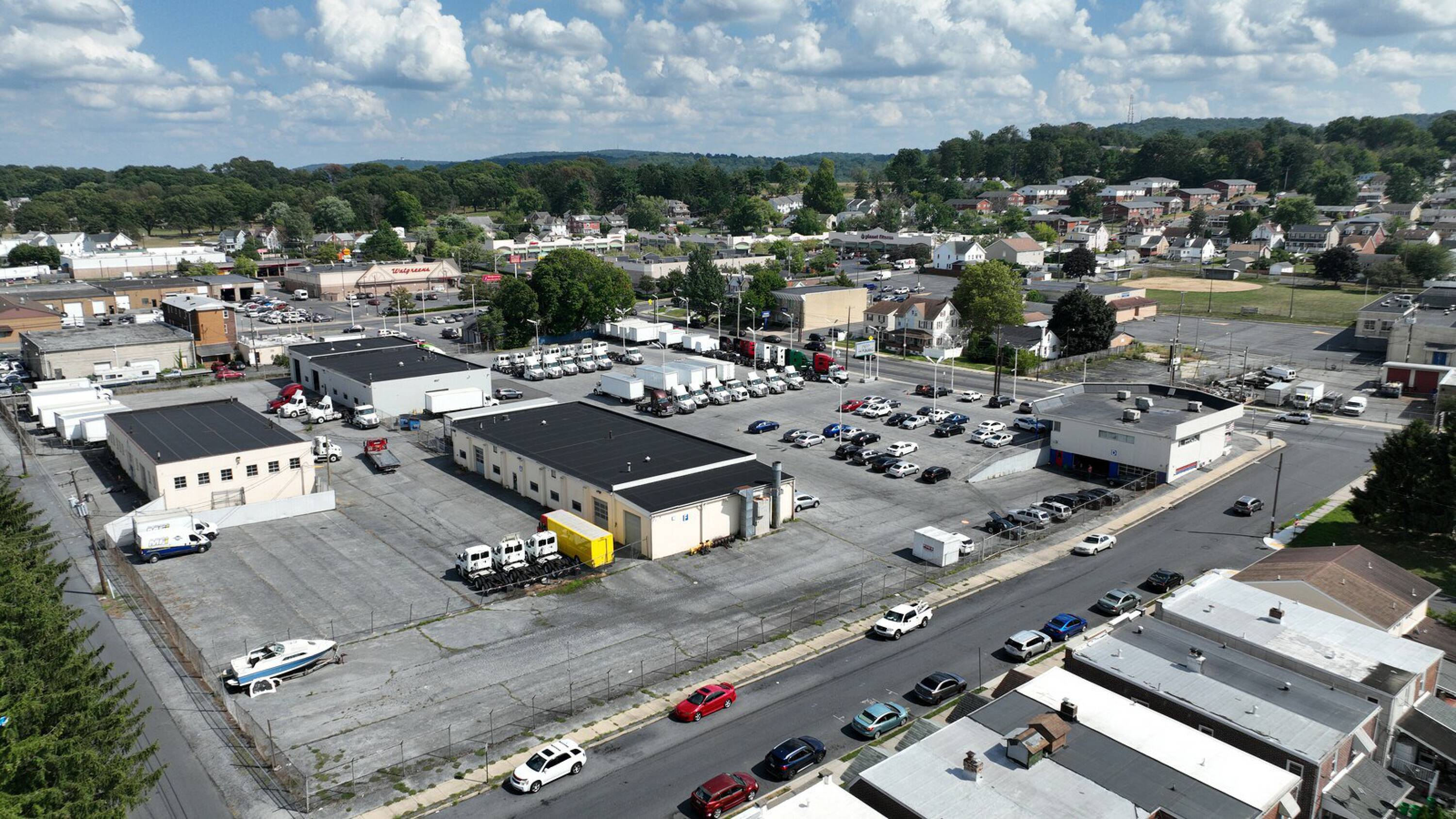 1129 Hanover Ave, Allentown, PA 18109