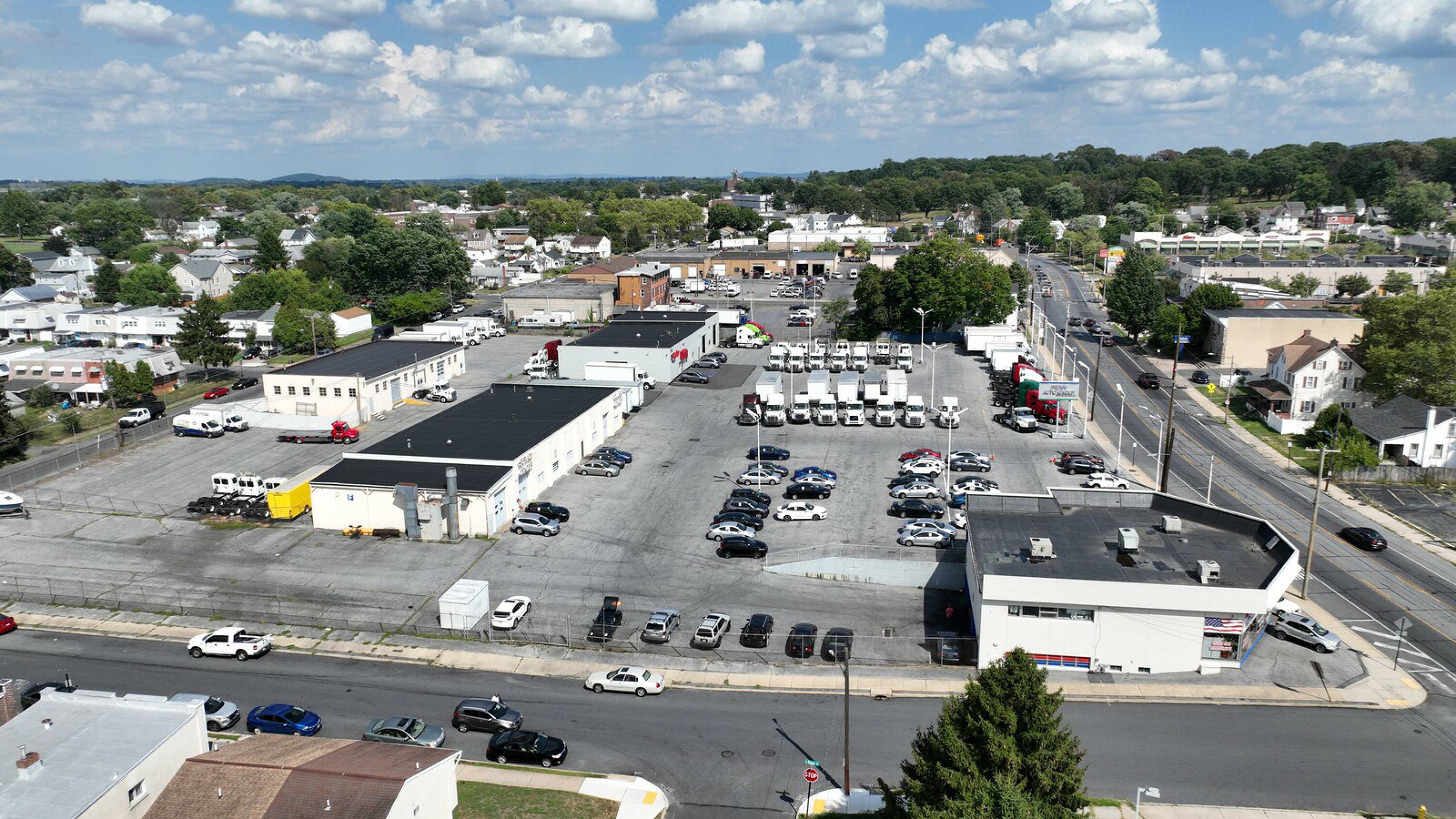 Dynamic Hagerstown Paint And Glass Scene Photography Dynamic Hagerstown Paint And Glass Scene Photography