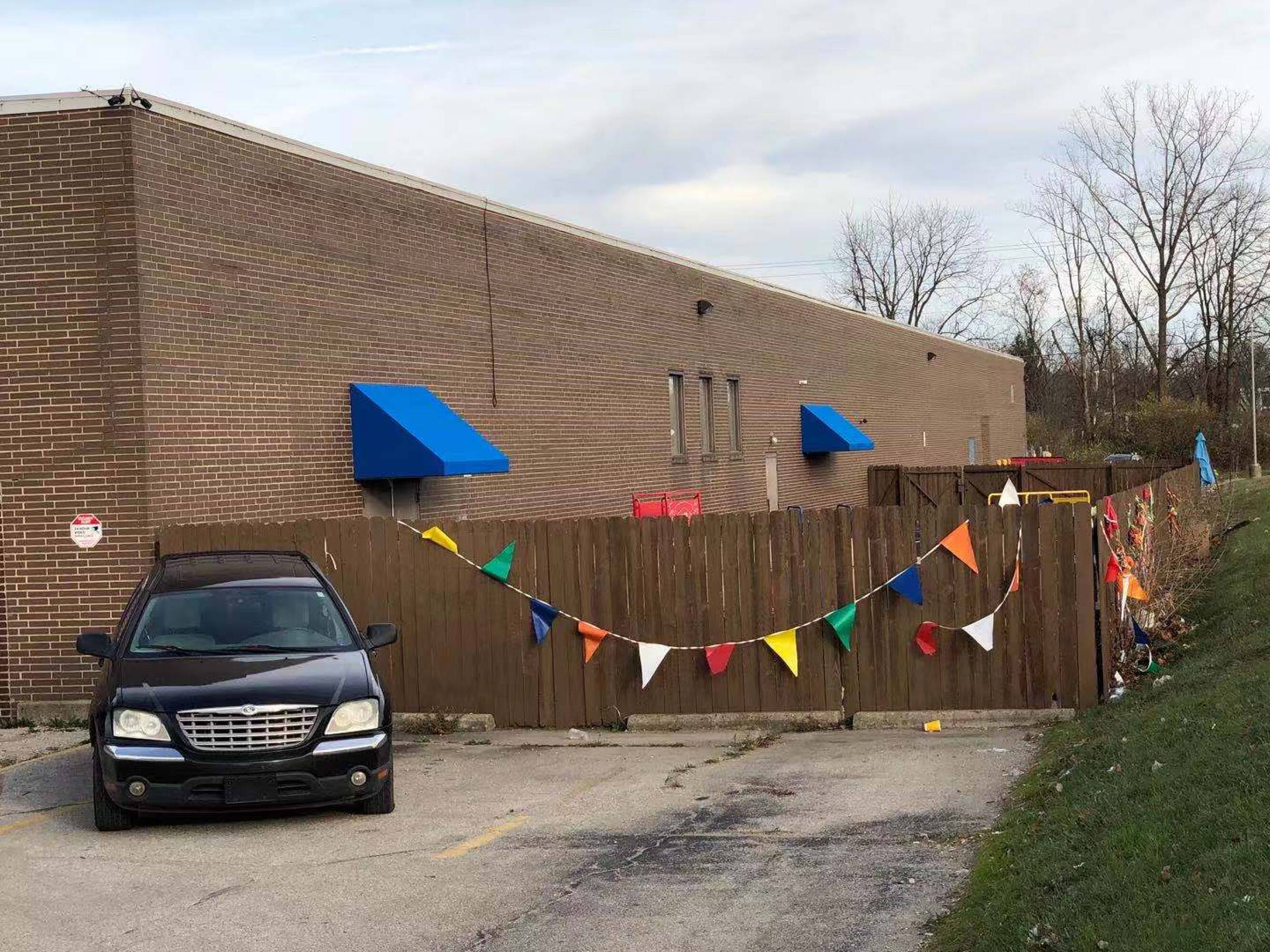 2300 S Hamilton Rd, Columbus, OH 43232