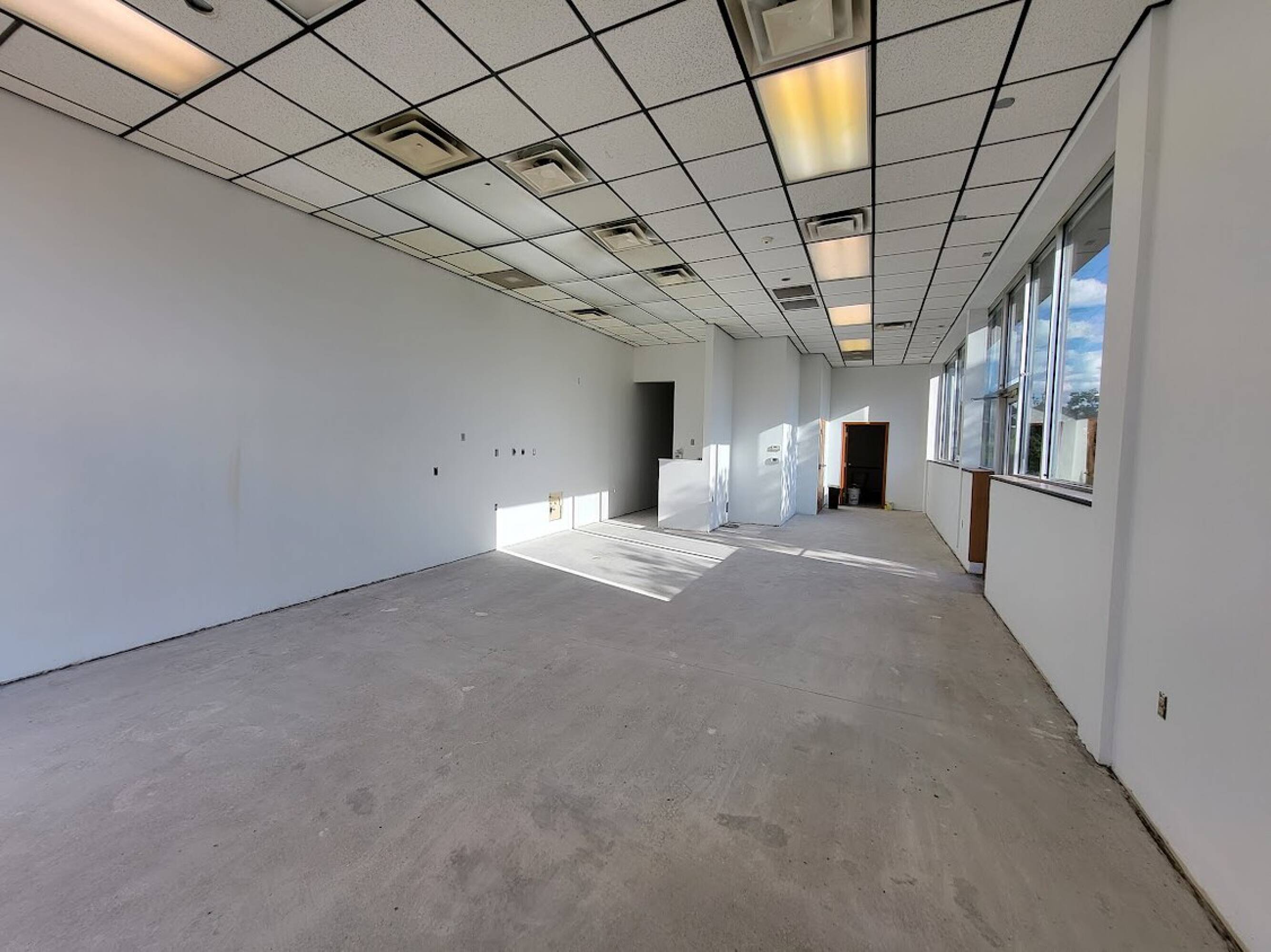 3918 Baldwin Rd, Auburn Hills, MI 48326