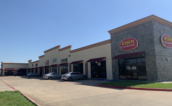 Pictures of Retail property located at 2620 Gus Thomasson Rd, Mesquite, TX 75150 for lease - image #1