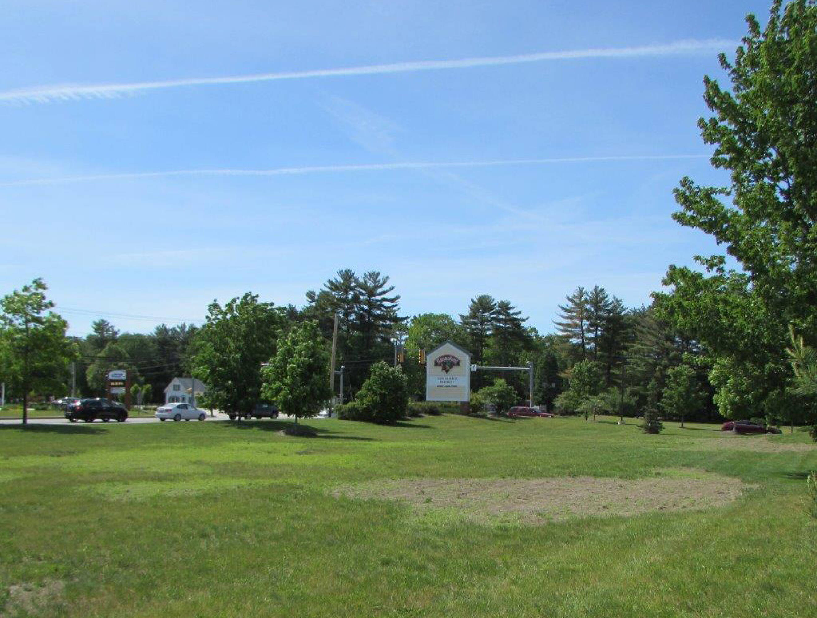 130 Shaker Rd, Gray, ME 04039