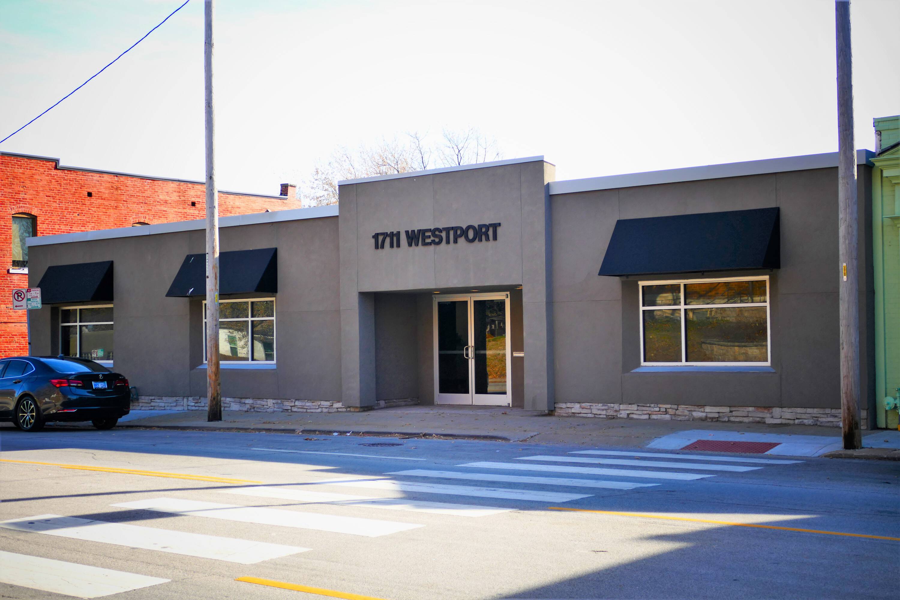 1711 Castle Rd 1711 Westport Rd, Kansas City, MO 64111 | Crexi.com