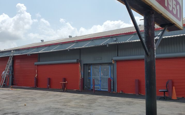 Pictures of Retail, Office, Special Purpose property located at 6522 Cullen Blvd, Houston, TX 77021 for lease - image #1