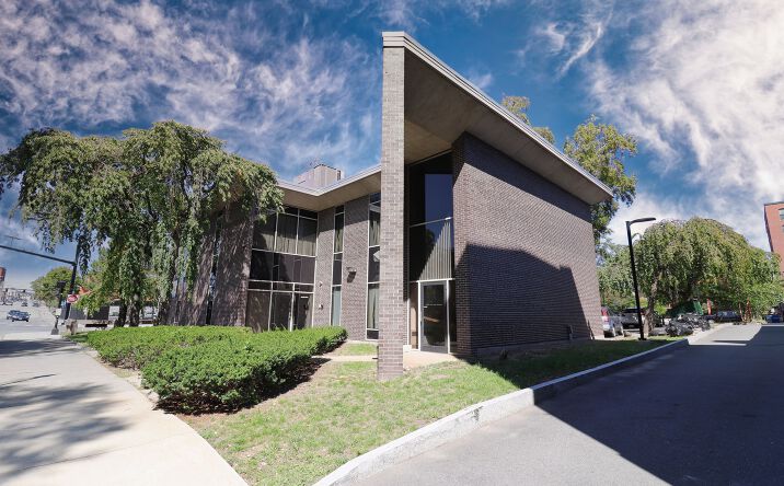 Pictures of Office property located at 33 Franklin St, Lawrence, MA 01840 for sales - image #1