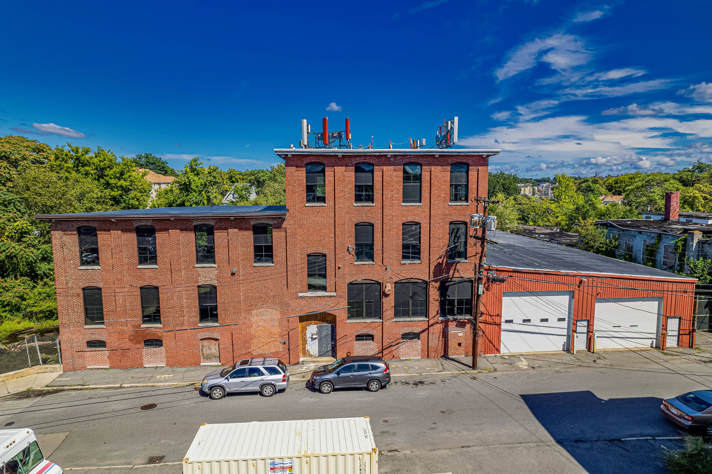 81 Holly St, Lawrence, MA 01841