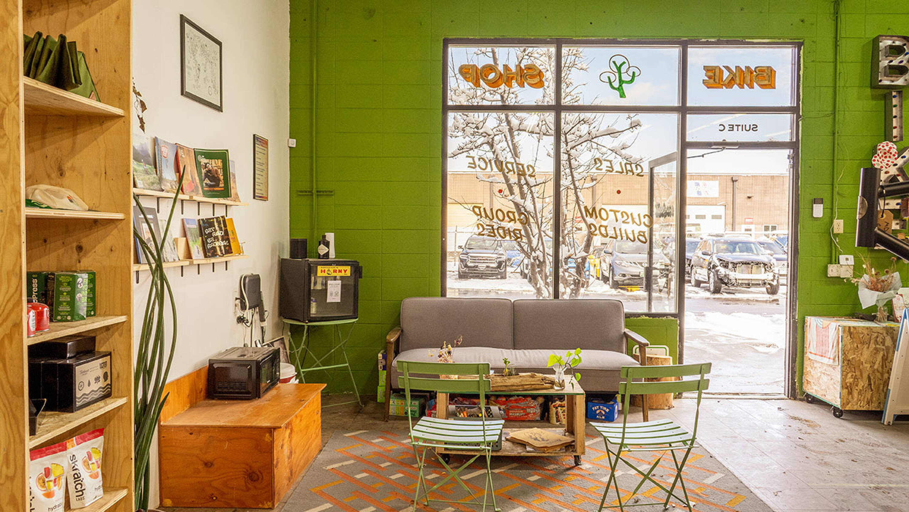 3458128