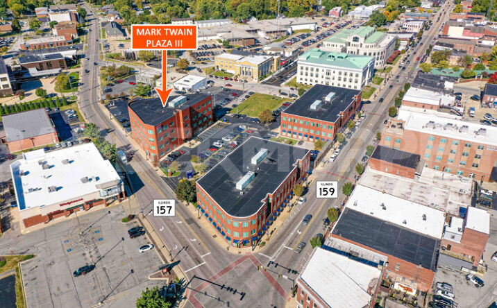 Pictures of Office property located at 105 W Vandalia St, Edwardsville, IL 62025 for lease - image #1