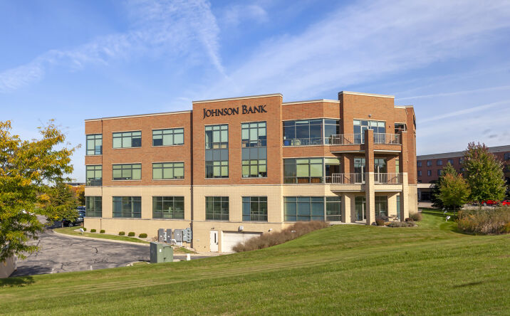 Pictures of Office property located at 5201 Eastpark Blvd, Madison, WI 53718 for lease - image #1
