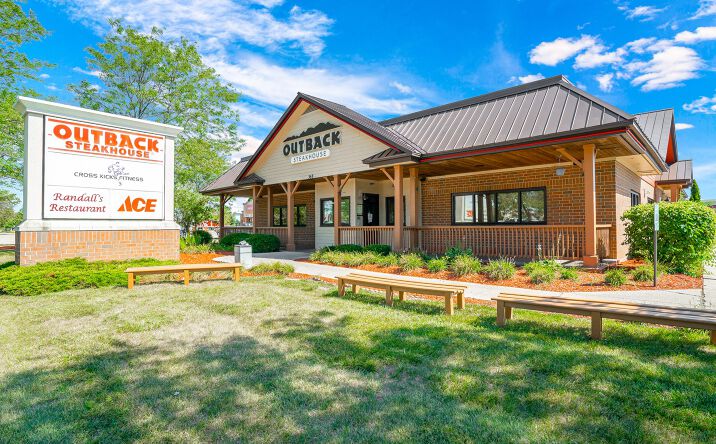 Pictures of Retail property located at 365 South Randall Road, South Elgin, IL 60177 for lease - image #1
