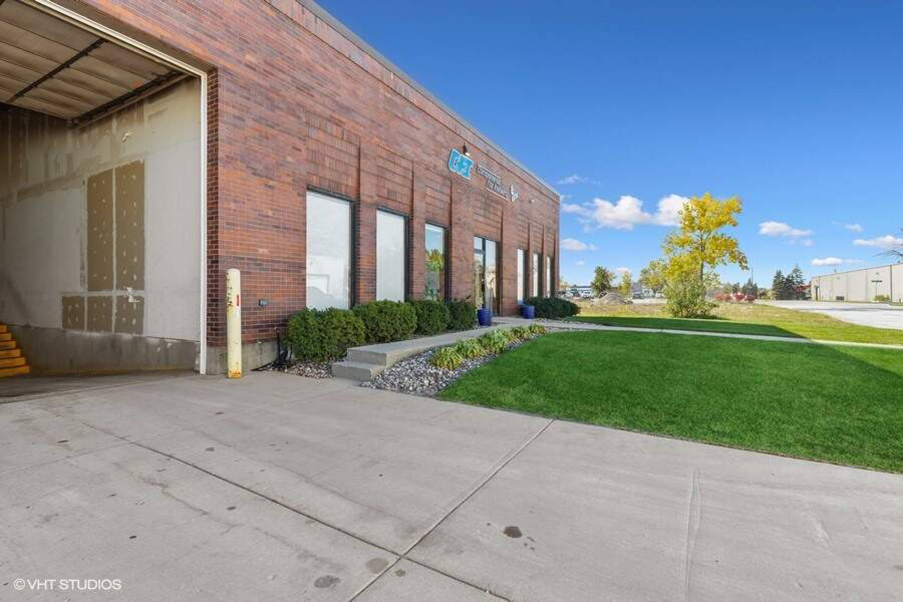 1351 Armour Blvd, Mundelein, IL 60060 | Crexi.com