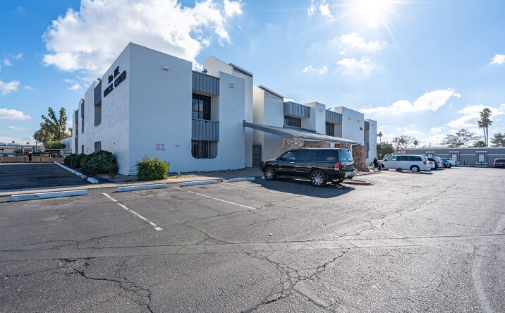 Pictures of Office property located at 6707 N 19th Ave, Phoenix, AZ 85015 for lease - image #1