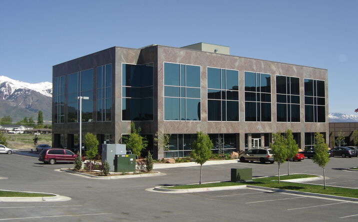 Pictures of Office property located at 1785 East 1450 South, Clearfield, UT 84015 for lease - image #1