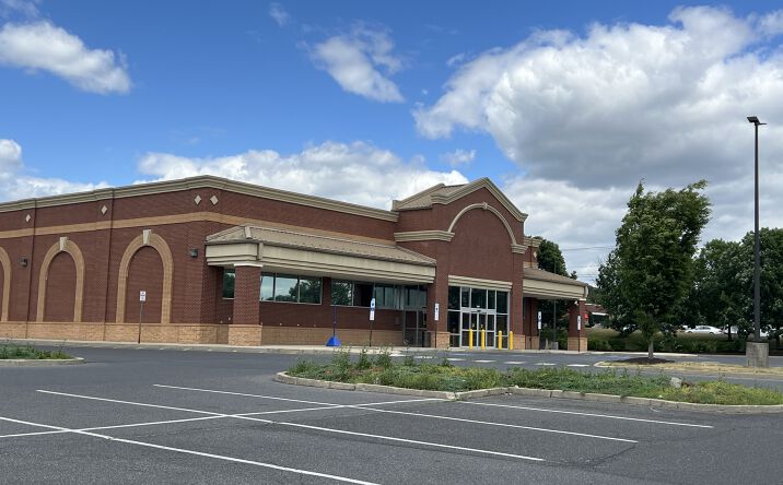 Pictures of Retail property located at 1500 N Cedar Crest Blvd, Allentown, PA 18104 for lease - image #1