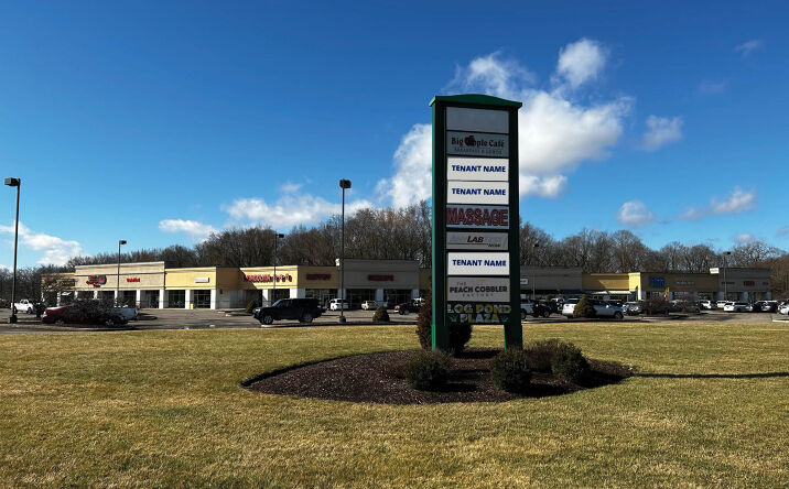 Pictures of Retail property located at 1267 Log Pond Dr, Newark, OH 43055 for lease - image #1