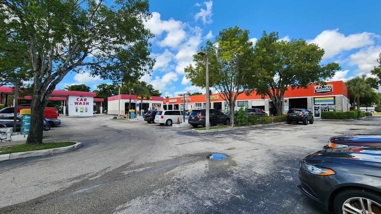 2775 N Dixie Hwy, Wilton Manors, FL 33334 Retail Space for Lease