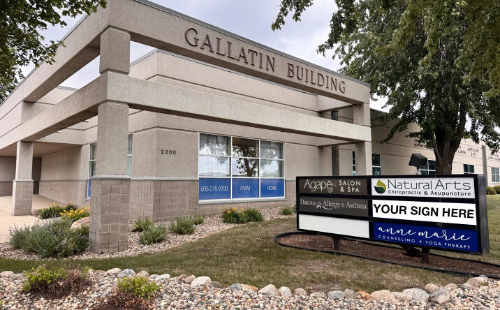 Pictures of Retail, Office property located at 2200 W. 49th Street, Sioux Falls, SD 57105 for lease - image #1