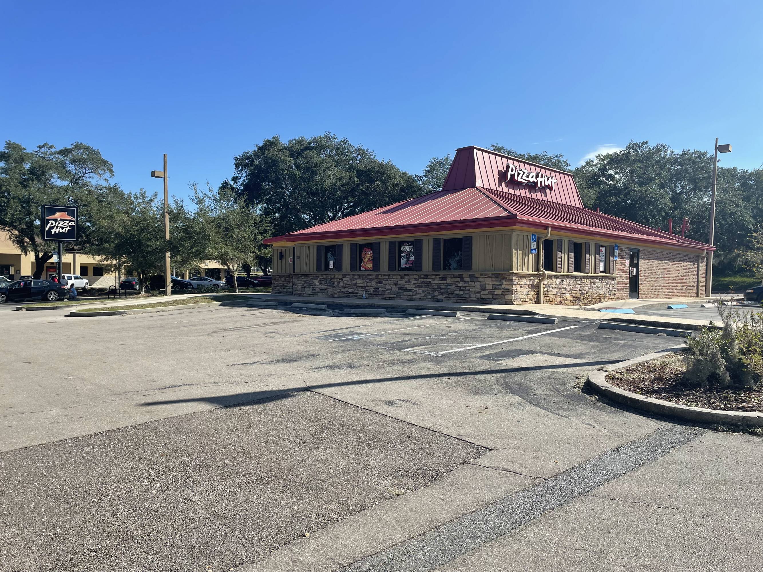 3515 SW Archer Rd, Gainesville, FL 32608