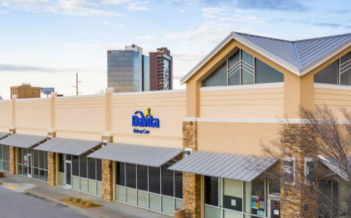 Pictures of Retail property located at 5300 E Skelly Dr, Tulsa, OK 74135 for lease - image #1