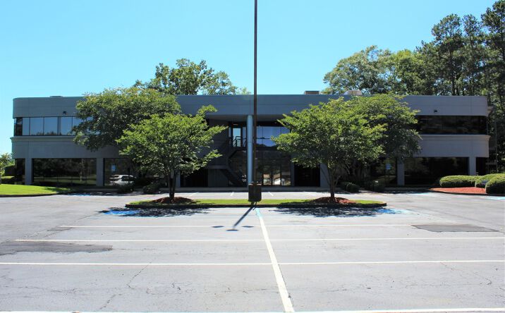 Pictures of Office property located at 6425 Lakeover Rd, Jackson, MS 39213 for lease - image #1