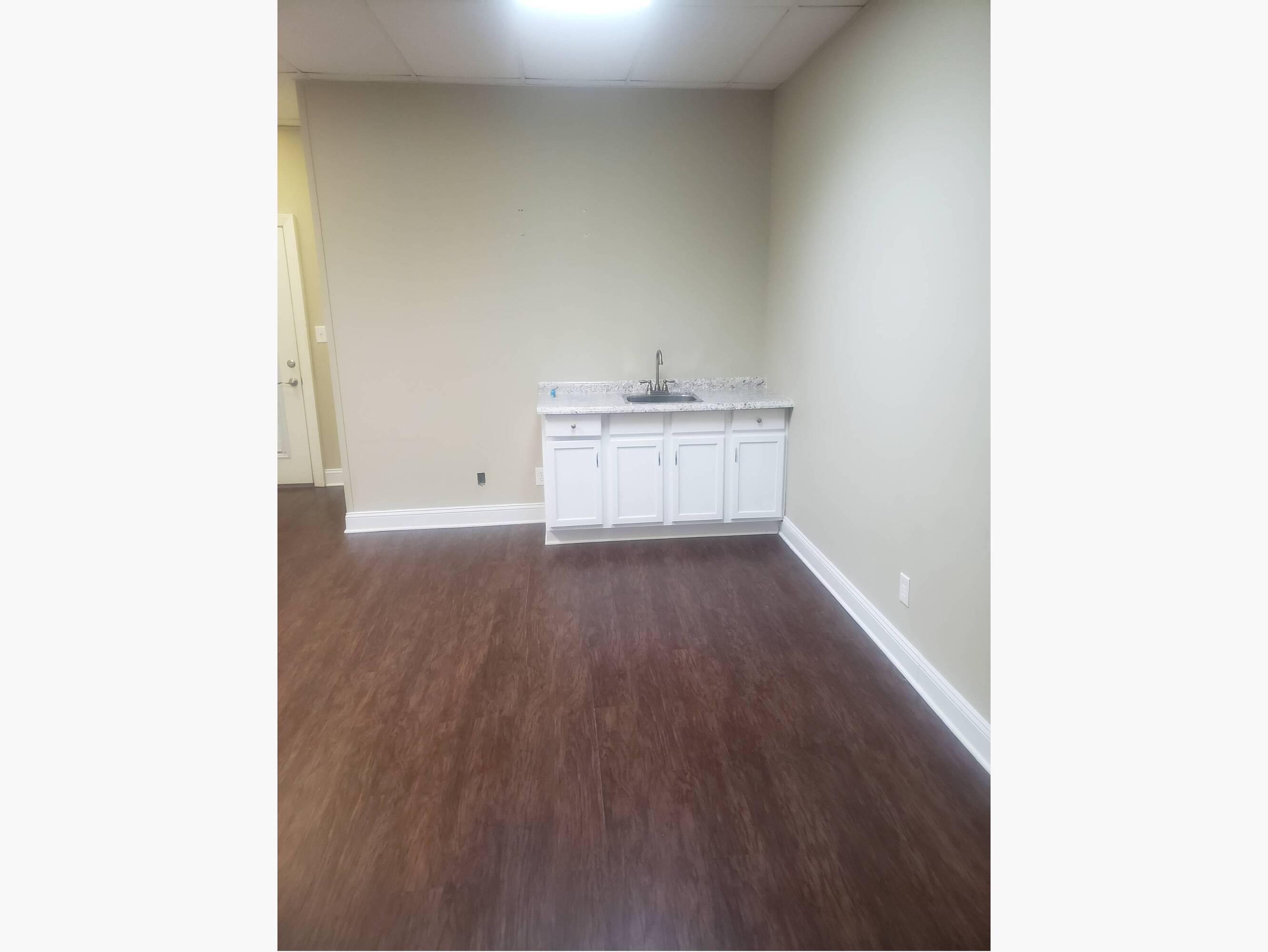 895 Peters Creek Pkwy, WinstonSalem, NC 27103