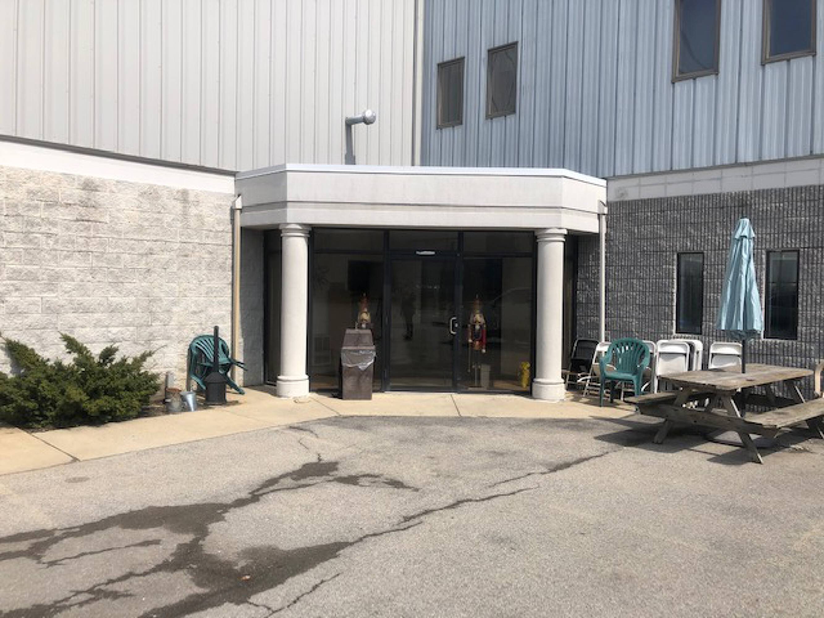 2335 Union Rd, Cheektowaga, NY 14227