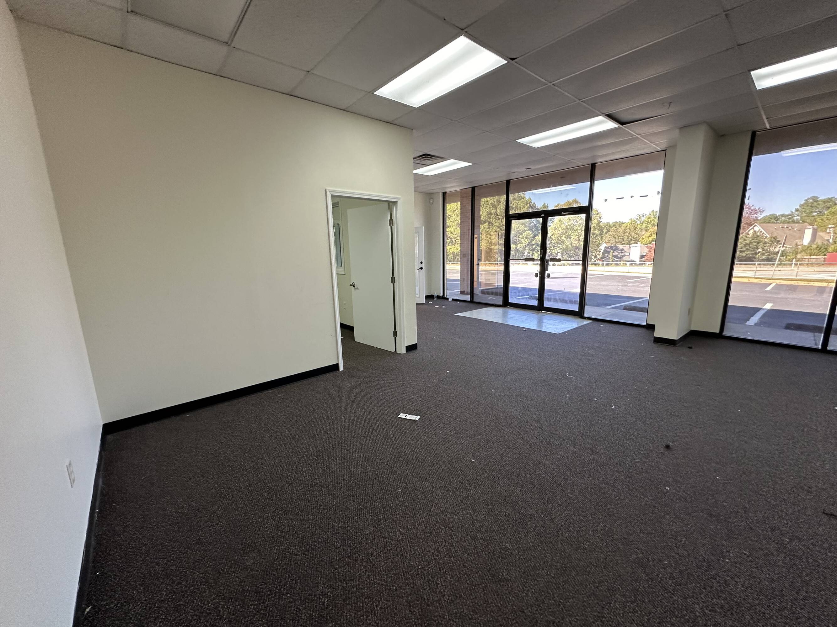 2070 Sugarloaf Pkwy, Lawrenceville, GA 30045