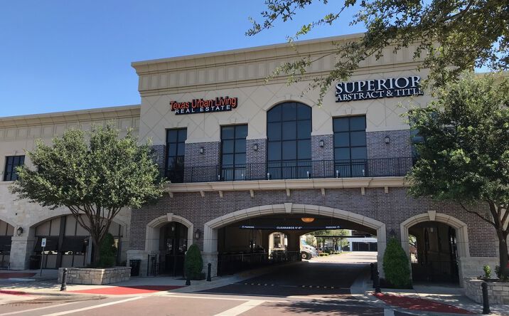 Pictures of Retail, Office property located at 8240 Preston Rd, Plano, TX 75024 for lease - image #1