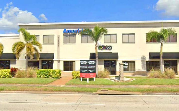 Pictures of Retail, Office property located at 3831 Tyrone Blvd N, St. Petersburg, FL 33709 for lease - image #1