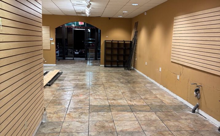 Pictures of Office, Retail property located at 3849 Pierce St, Riverside, CA 92503 for lease - image #1