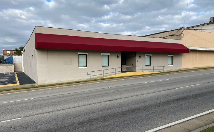 Pictures of Office property located at 103 W 1st St, Vidalia, GA 30474 for lease - image #1