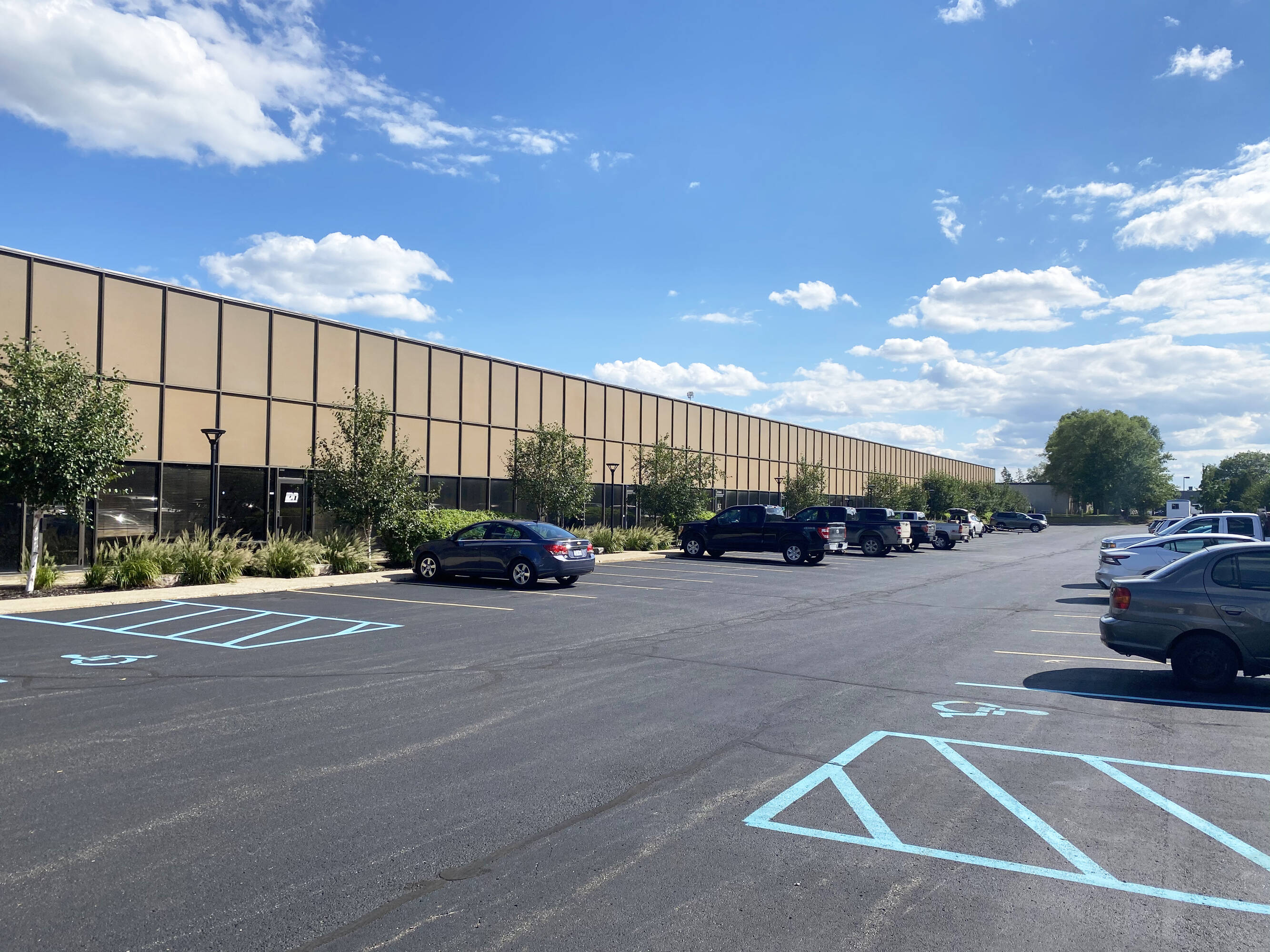 3516 Roger B Chaffee Memorial Blvd SE, Grand Rapids, MI 49548