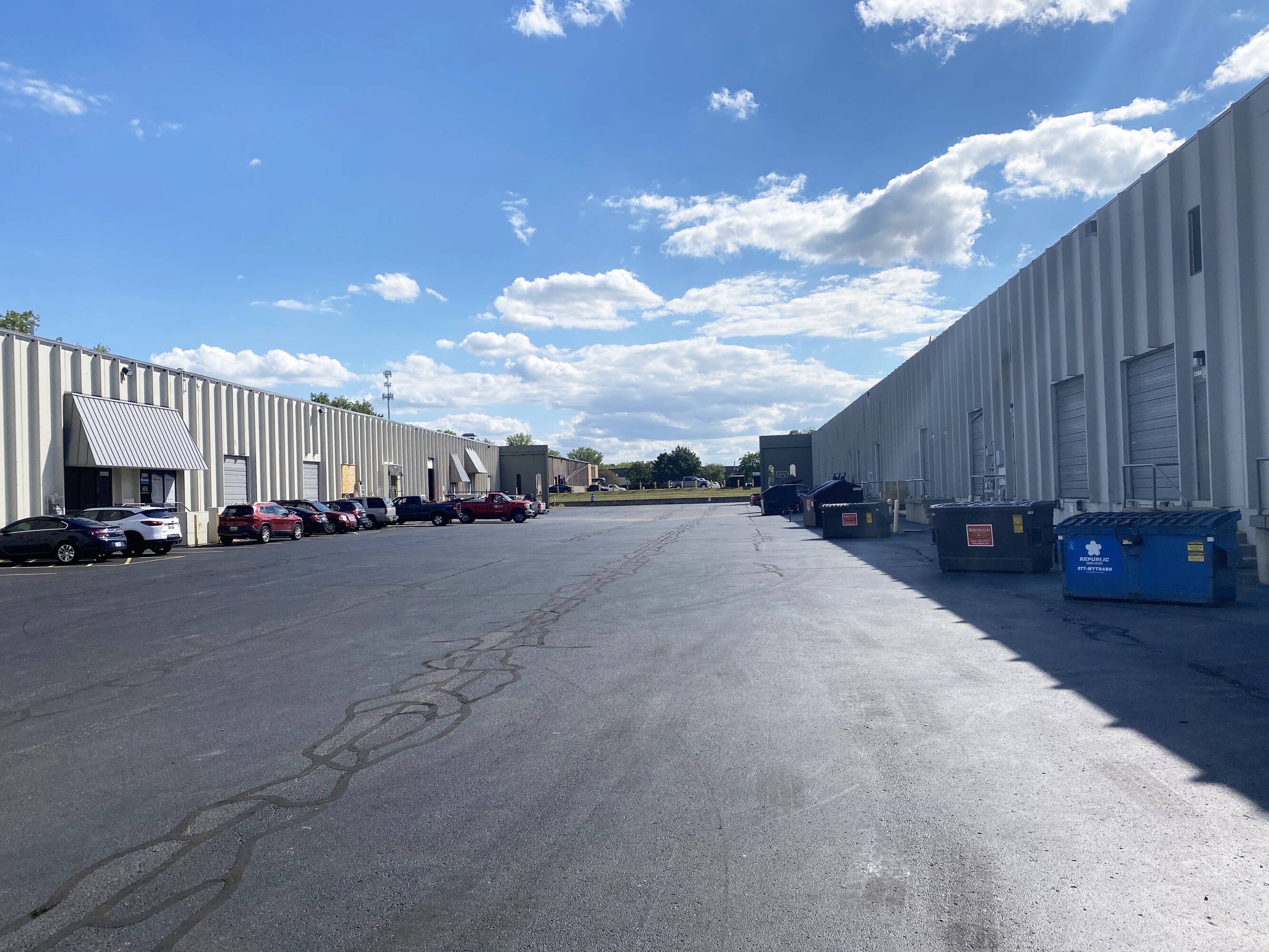 3516 Roger B Chaffee Memorial Blvd SE, Grand Rapids, MI 49548